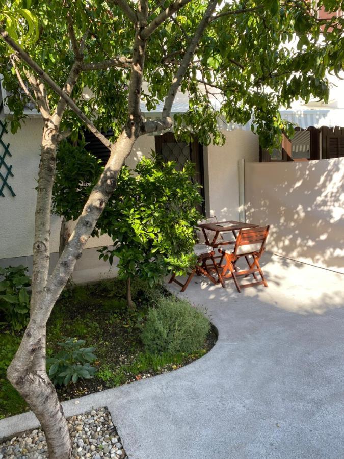 Sara Apartments Baška Voda Eksteriør bilde