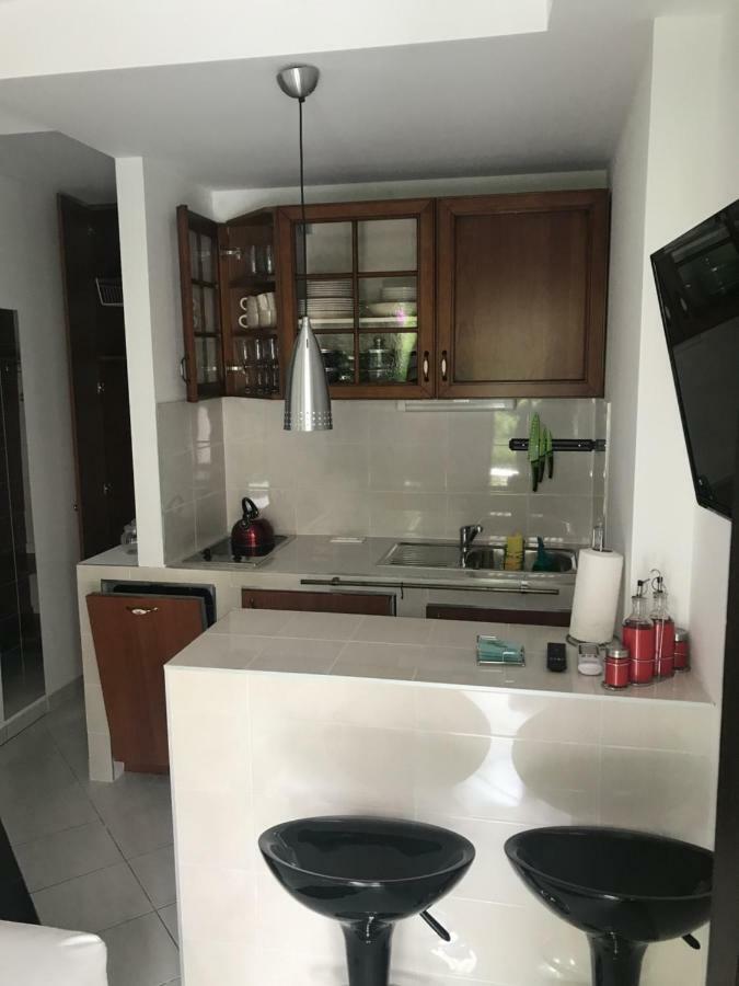 Sara Apartments Baška Voda Eksteriør bilde