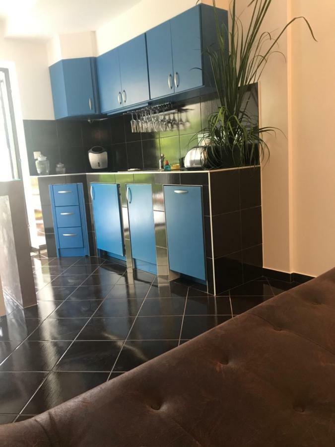 Sara Apartments Baška Voda Eksteriør bilde