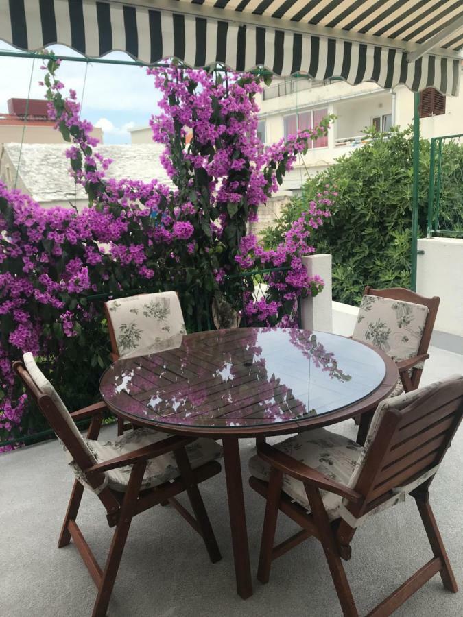 Sara Apartments Baška Voda Eksteriør bilde