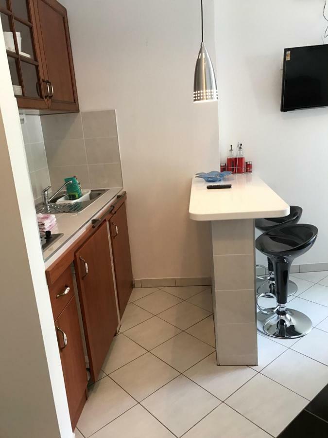 Sara Apartments Baška Voda Eksteriør bilde